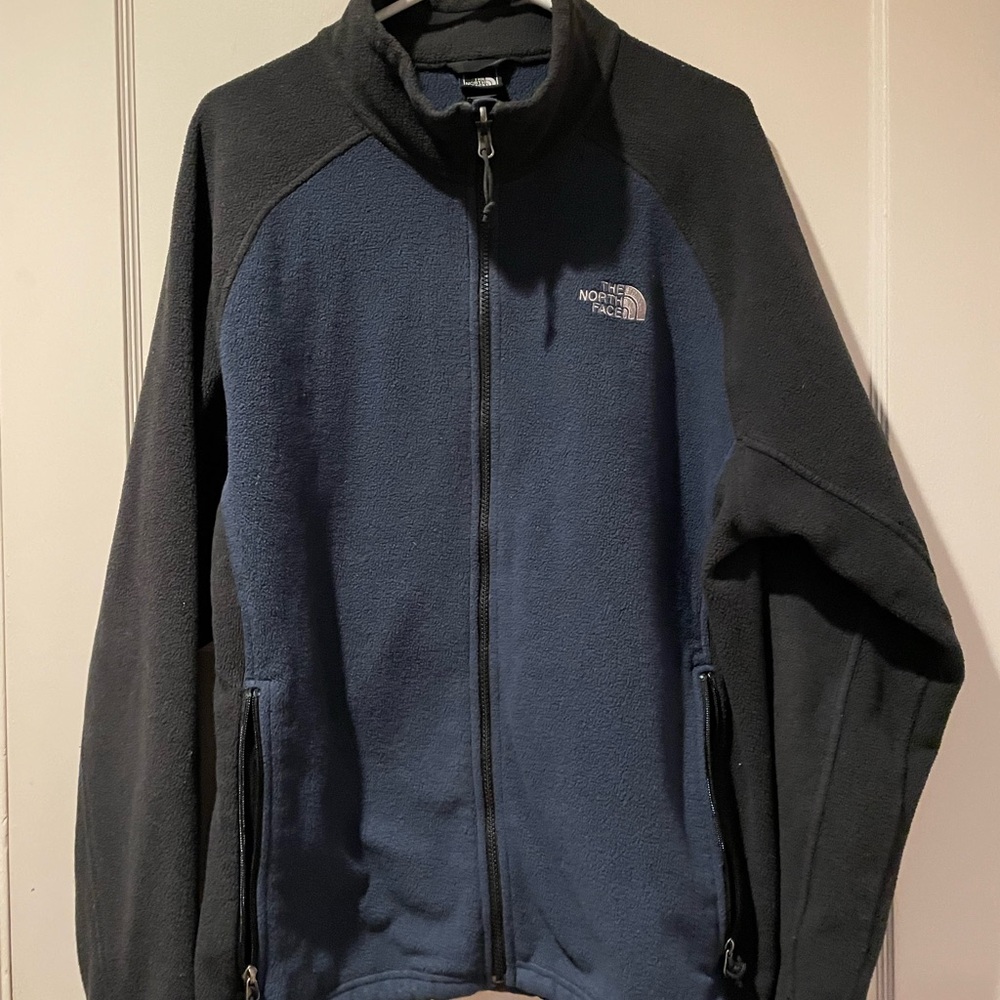 The North Face Men's Navy and Black Performance Jacket